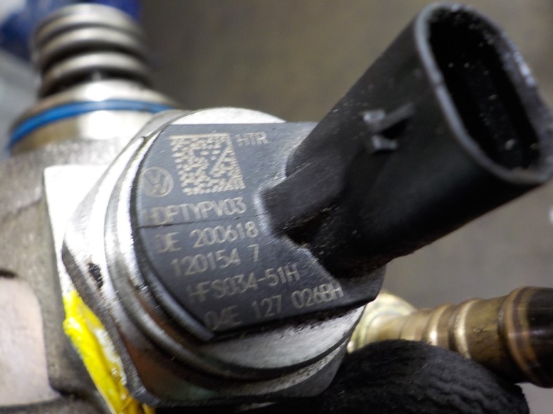 Recambio de bomba inyeccion para volkswagen polo 1.0 tsi referencia OEM IAM 04E127026BH 04E127026BH HFS03451H