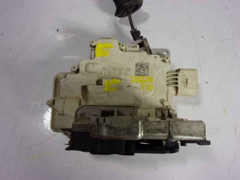 Recambio de cerradura puerta trasera derecha para audi q3 (8u) 2.0 tdi referencia OEM IAM 4G0839016 4G0839016 