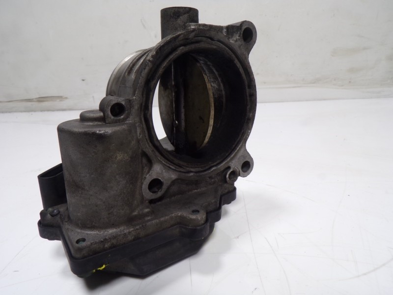 Recambio de caja mariposa para ssangyong korando premium 4x2 referencia OEM IAM  A6711410225 