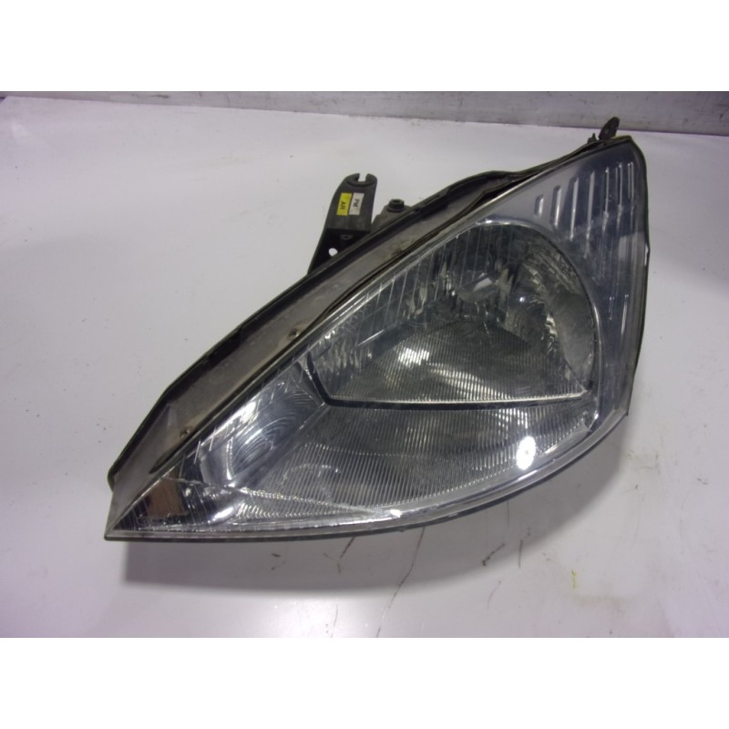 Recambio de faro izquierdo para ford focus berlina (cak) 1.8 tddi turbodiesel cat referencia OEM IAM   