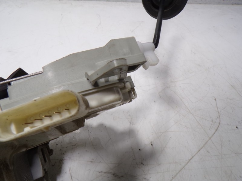 Recambio de cerradura puerta trasera izquierda para audi a5 sportback (f5a) sport referencia OEM IAM 8K0839015E 8K0839015E 