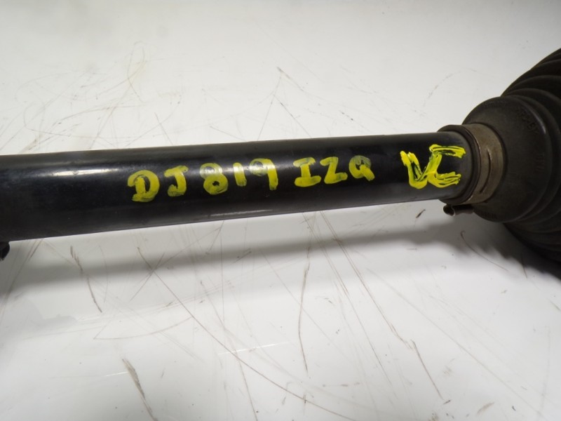 Recambio de transmision izquierda para opel astra j lim. 1.6 cdti dpf referencia OEM IAM 13335135 13335135 