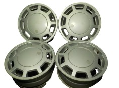 Recambio de juego llantas para volkswagen golf iii berlina (1h1) 2.0 referencia OEM IAM  1H0601025J 