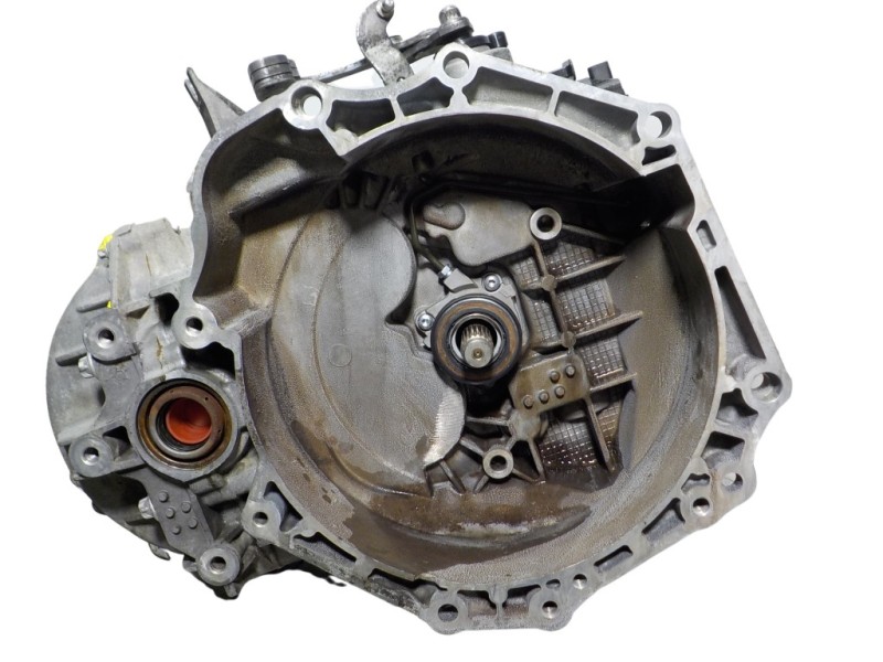 Recambio de caja cambios para opel astra j lim. 1.6 cdti dpf referencia OEM IAM 55595640  