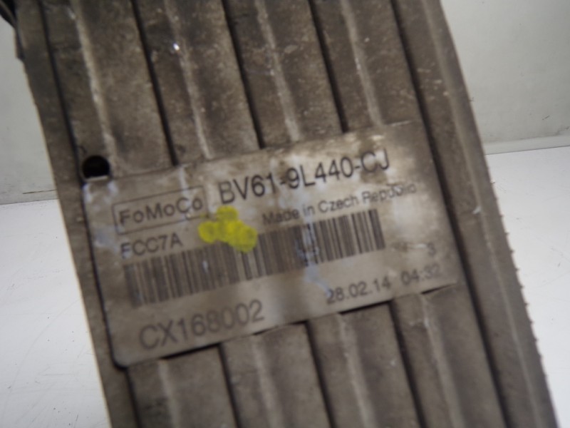 Recambio de intercooler para ford transit connect 1.5 tdci cat referencia OEM IAM 2027395 BV619L440CJ 