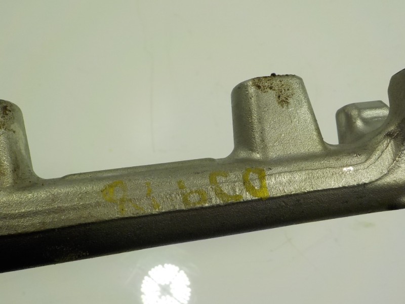 Recambio de rampa inyectora para seat ibiza (kj1) fr referencia OEM IAM 05C133320A 05C133320A 