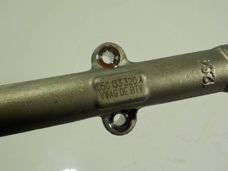 Recambio de rampa inyectora para seat ibiza (kj1) fr referencia OEM IAM 05C133320A 05C133320A 