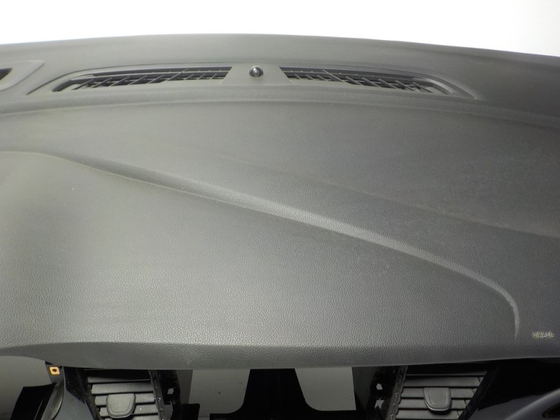 Recambio de salpicadero para opel astra k lim. 5türig dynamic referencia OEM IAM 39022519  13499663