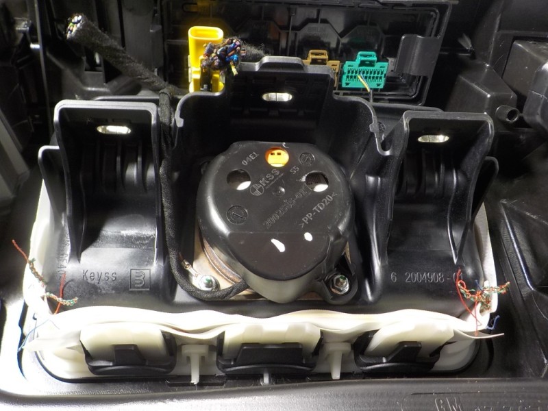 Recambio de salpicadero para opel astra k lim. 5türig dynamic referencia OEM IAM 39022519  13499663