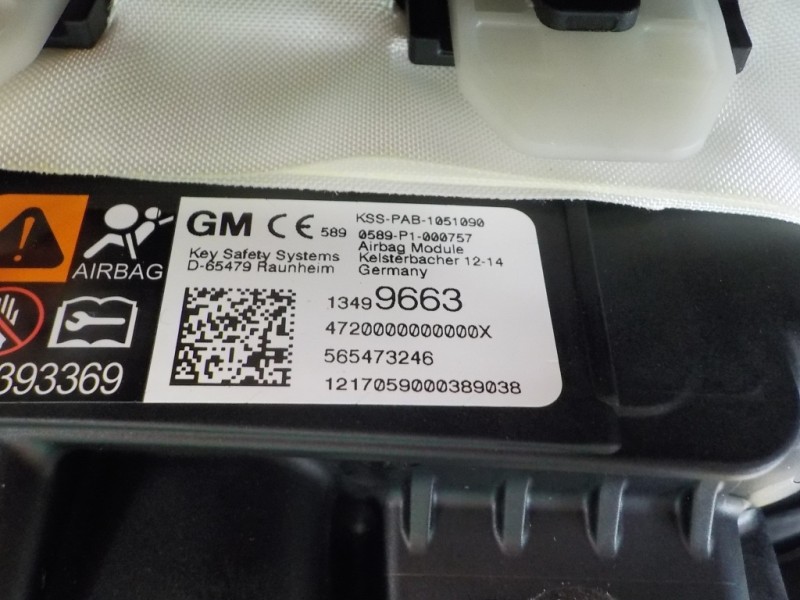 Recambio de salpicadero para opel astra k lim. 5türig dynamic referencia OEM IAM 39022519  13499663