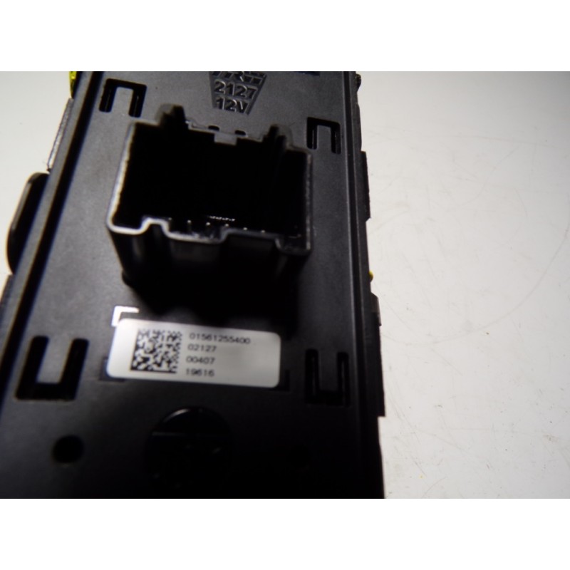 Recambio de mando elevalunas delantero izquierdo para alfa romeo giulia (952) 2.2 jtdm cat referencia OEM IAM 156149407 01561255