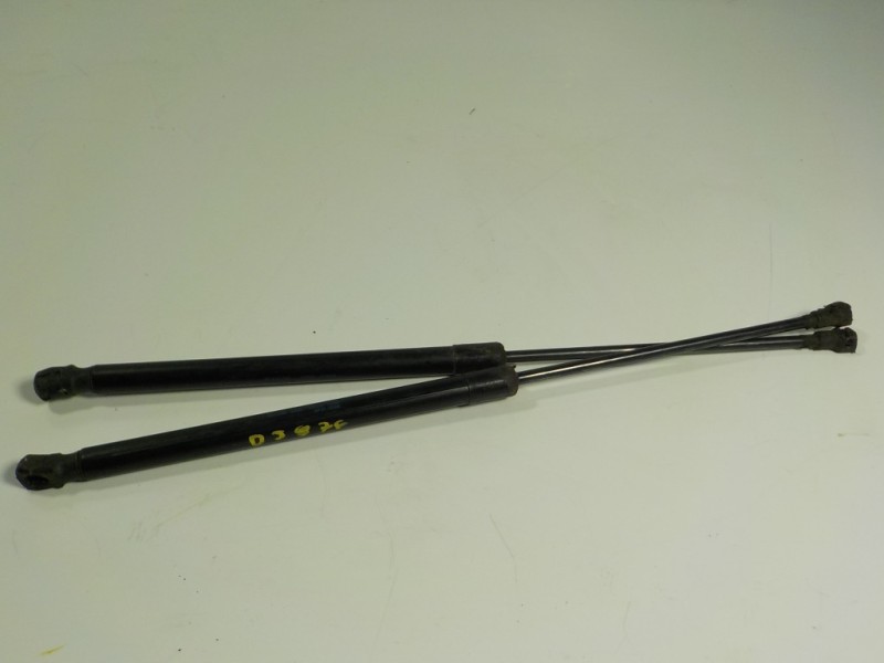 Recambio de amortiguadores maletero / porton para volkswagen polo (9n3) 1.4 16v referencia OEM IAM   