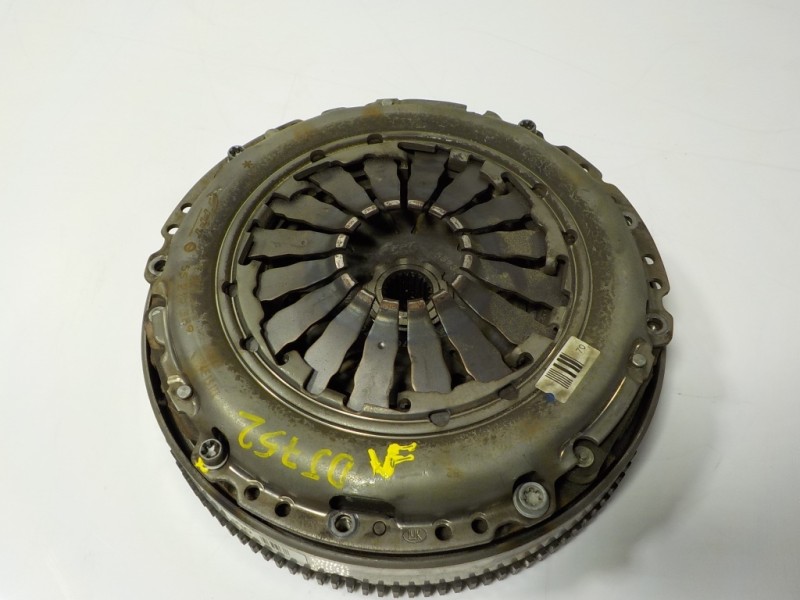 Recambio de kit embrague para alfa romeo giulietta (191) 1.4 turbo cat referencia OEM IAM 55235562 55219389 