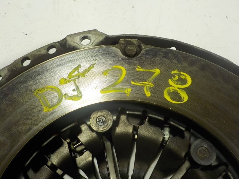 Recambio de kit embrague para volkswagen tiguan (5n2) 2.0 tdi referencia OEM IAM 03L141016N 03L141016S 