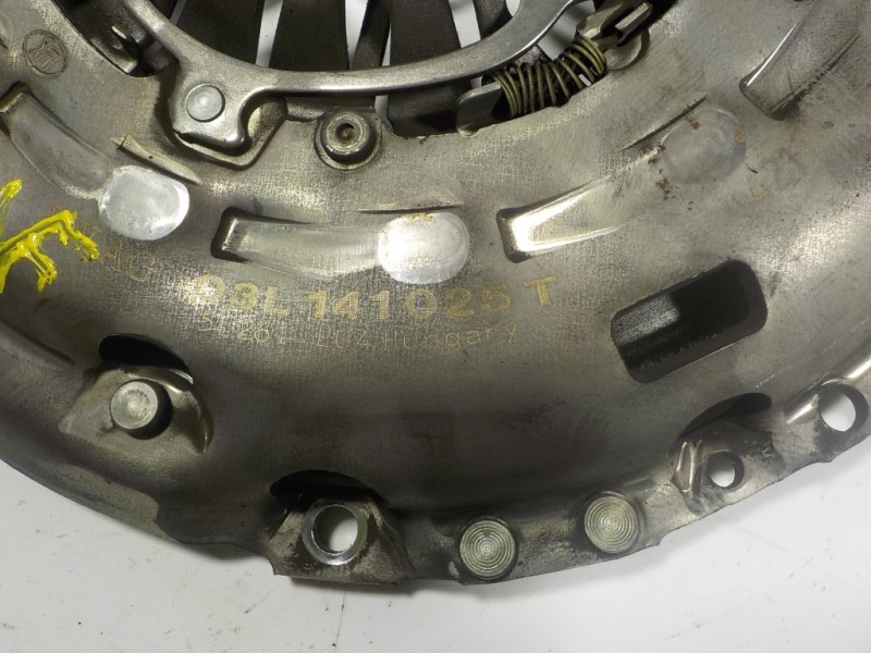 Recambio de kit embrague para volkswagen tiguan (5n2) 2.0 tdi referencia OEM IAM 03L141016N 03L141016S 