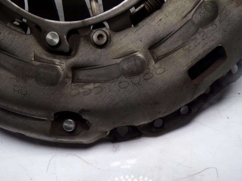 Recambio de kit embrague para opel astra j lim. 1.7 16v cdti referencia OEM IAM 95518829 55576088 