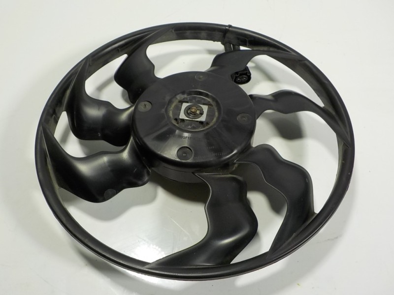 Recambio de electroventilador para mazda 3 berlina (bp) evolution referencia OEM IAM  A00579 