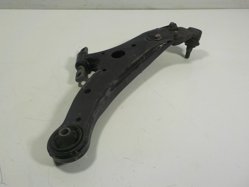 Recambio de brazo suspension inferior delantero izquierdo para lexus rx 450h referencia OEM IAM 4806948041  