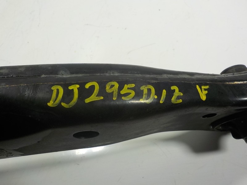 Recambio de brazo suspension inferior delantero izquierdo para lexus rx 450h referencia OEM IAM 4806948041  