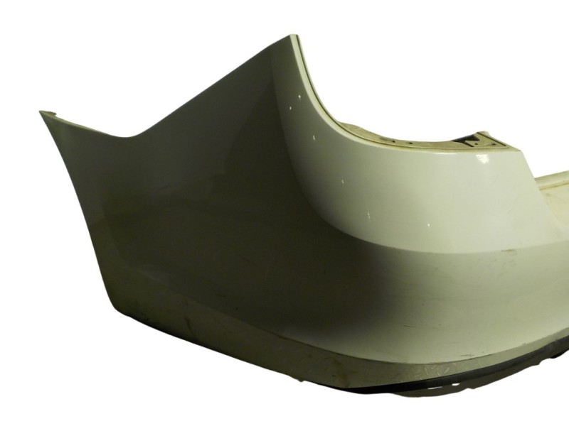 Recambio de paragolpes trasero para skoda rapid 1.6 tdi dpf referencia OEM IAM 5JH807421  