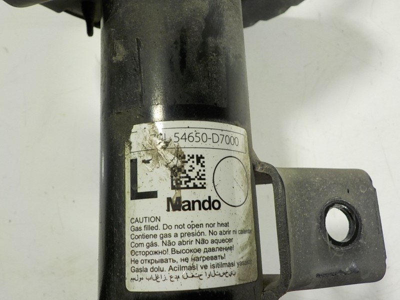 Recambio de amortiguador delantero izquierdo para hyundai tucson 1.7 crdi cat referencia OEM IAM 54650D7000 54650D7000 