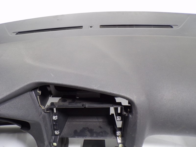 Recambio de salpicadero para citroën c4 lim. 1.6 hdi fap referencia OEM IAM 8247S3 9687158080 307009399AF