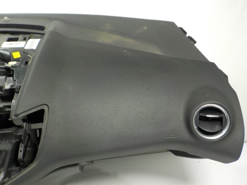 Recambio de salpicadero para ford fiesta (ccn) 1.0 ecoboost cat referencia OEM IAM 2014399 MLV17226522 