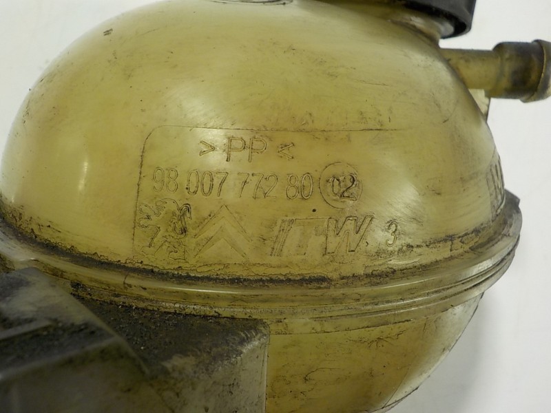 Recambio de deposito expansion para peugeot 2008 (--.2013) 1.6 blue-hdi fap referencia OEM IAM 9800777280 9800777280 