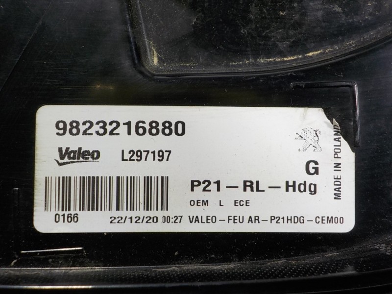 Recambio de piloto trasero izquierdo para peugeot 208 (p2) 1.2 puretech referencia OEM IAM 9823216880 9823216880 L297197