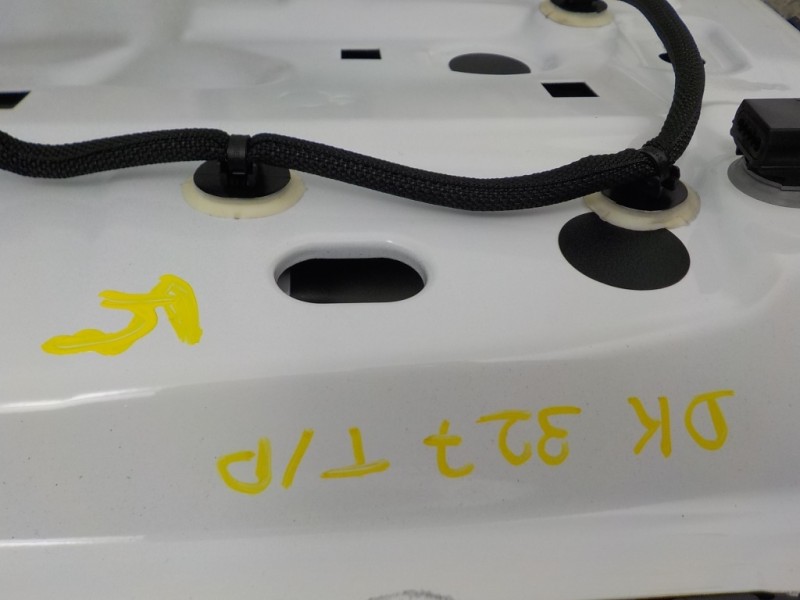 Recambio de puerta trasera derecha para peugeot 208 (p2) 1.2 puretech referencia OEM IAM 9836105780  