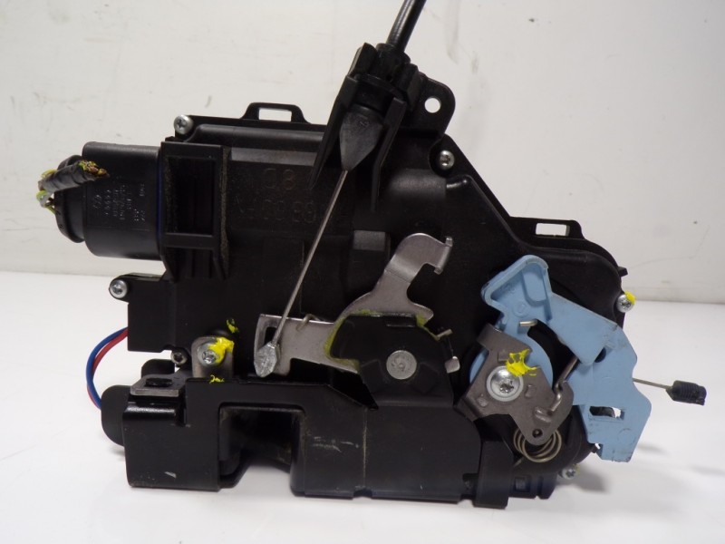 Recambio de cerradura puerta delantera derecha para skoda octavia berlina (1z3) 1.6 16v fsi referencia OEM IAM  3D1837016AC 