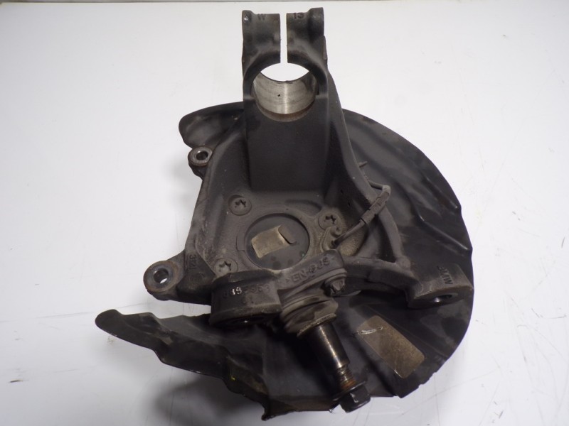 Recambio de mangueta delantera izquierda para bmw x3 (f25) 2.0 turbodiesel referencia OEM IAM 31216855953  