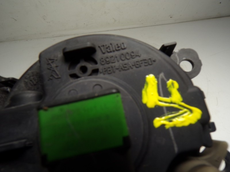 Recambio de faro antiniebla izquierdo para peugeot 207 cc 1.6 16v referencia OEM IAM 6206E1 89210094 89210094