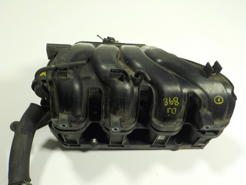 Recambio de colector admision para kia cee´d 1.6 gdi cat referencia OEM IAM  393002B100 