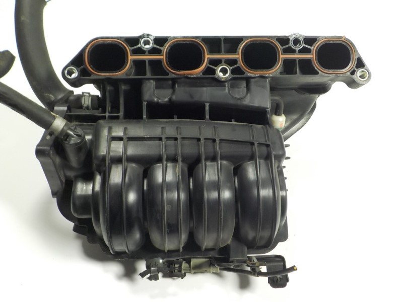 Recambio de colector admision para kia cee´d 1.6 gdi cat referencia OEM IAM  393002B100 