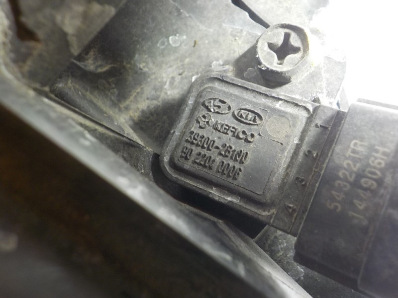 Recambio de colector admision para kia cee´d 1.6 gdi cat referencia OEM IAM  393002B100 