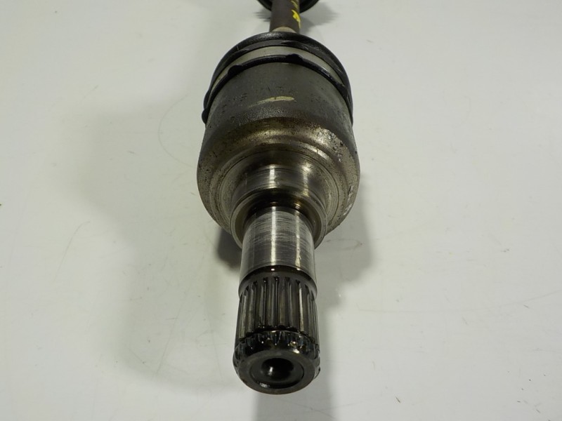 Recambio de transmision izquierda para fiat nuova 500 (150) 1.2 cat referencia OEM IAM 52149708 00519554810 