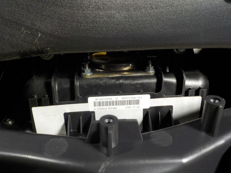 Recambio de salpicadero para citroën c3 1.4 hdi referencia OEM IAM 8247F6 9801618280 306427299AF