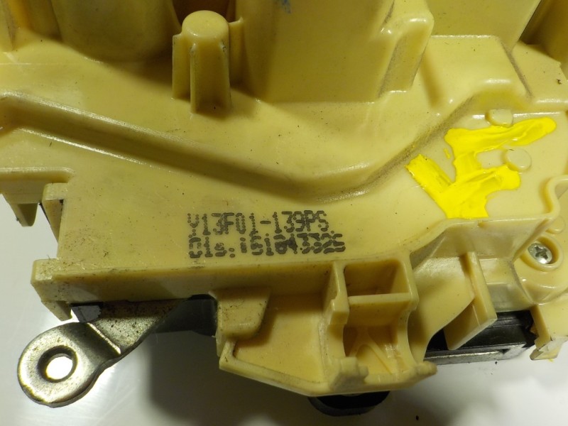 Recambio de cerradura puerta trasera izquierda para fiat panda (319) 1.2 cat referencia OEM IAM 51843325 Y13F01139PS 