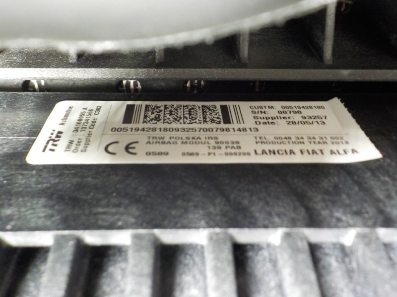 Recambio de salpicadero para fiat panda (319) 1.2 cat referencia OEM IAM 735535842 34168055A 