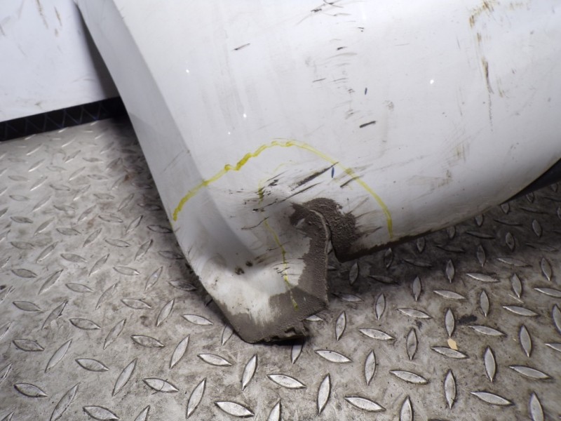 Recambio de paragolpes trasero para peugeot 208 1.6 blue-hdi fap referencia OEM IAM 1607254580  