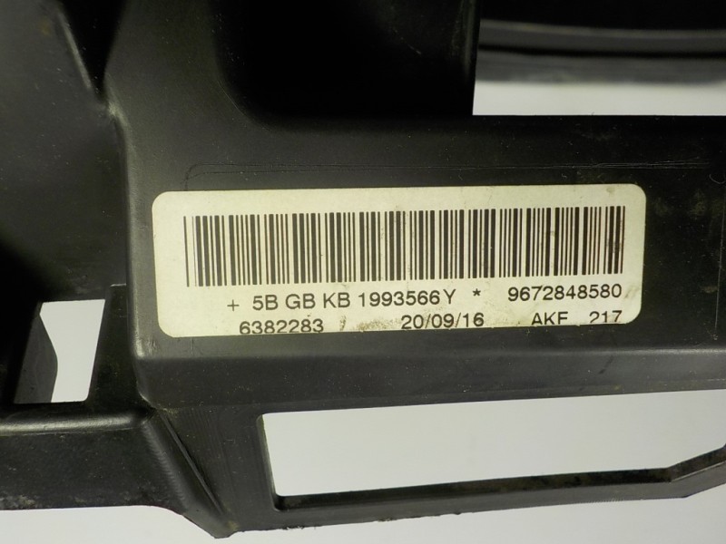 Recambio de salpicadero para peugeot 208 1.6 blue-hdi fap referencia OEM IAM 16077378ZD 96746579ZD 