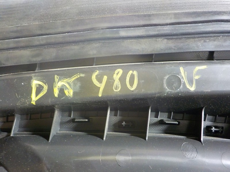 Recambio de salpicadero para peugeot 208 1.6 blue-hdi fap referencia OEM IAM 16077378ZD 96746579ZD 