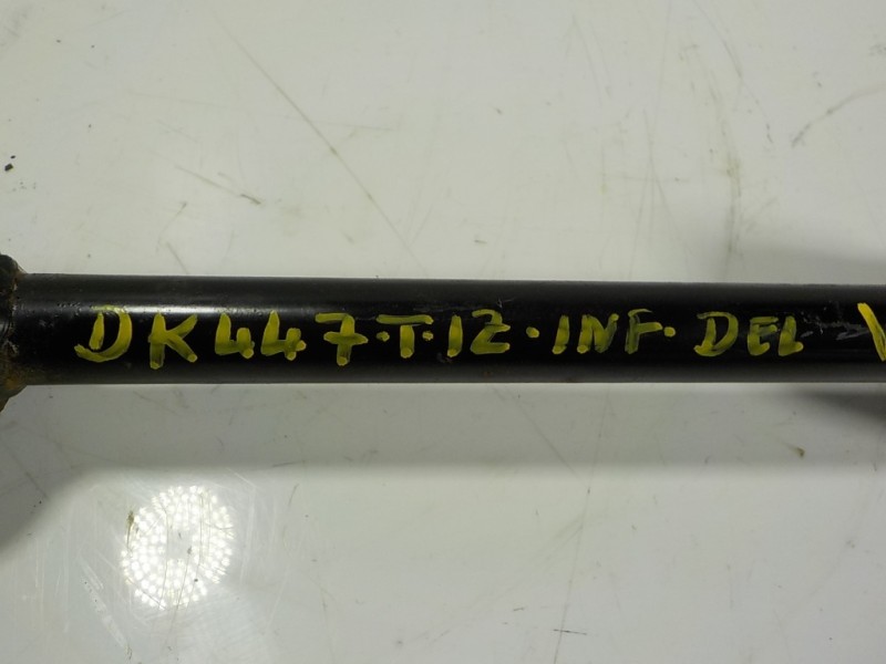Recambio de brazo suspension inferior trasero izquierdo para toyota rav4 hybrid 4x2 advance referencia OEM IAM 4871042040  