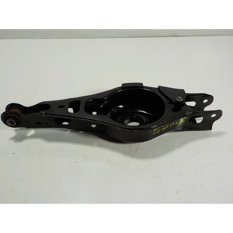 Recambio de brazo suspension inferior trasero izquierdo para toyota rav4 hybrid 4x2 advance referencia OEM IAM 4873042060  