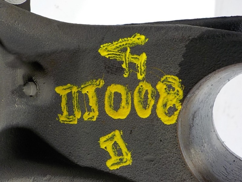 Recambio de mangueta delantera derecha para peugeot 208 1.4 hdi fap referencia OEM IAM 1607557580  