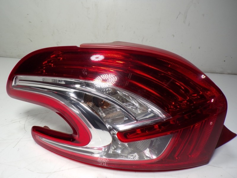 Recambio de piloto trasero izquierdo para peugeot 208 1.4 hdi fap referencia OEM IAM 9672628280 9672628280 