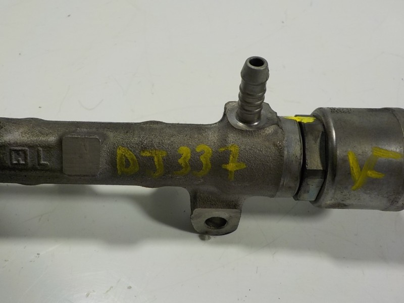 Recambio de rampa inyectora para skoda rapid 1.6 tdi dpf referencia OEM IAM 04L130089G 04L089G 0645904