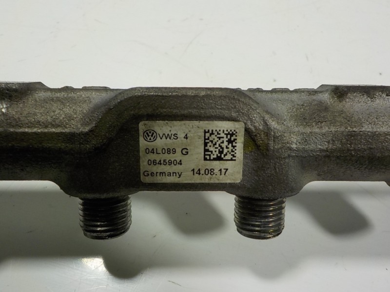 Recambio de rampa inyectora para skoda rapid 1.6 tdi dpf referencia OEM IAM 04L130089G 04L089G 0645904