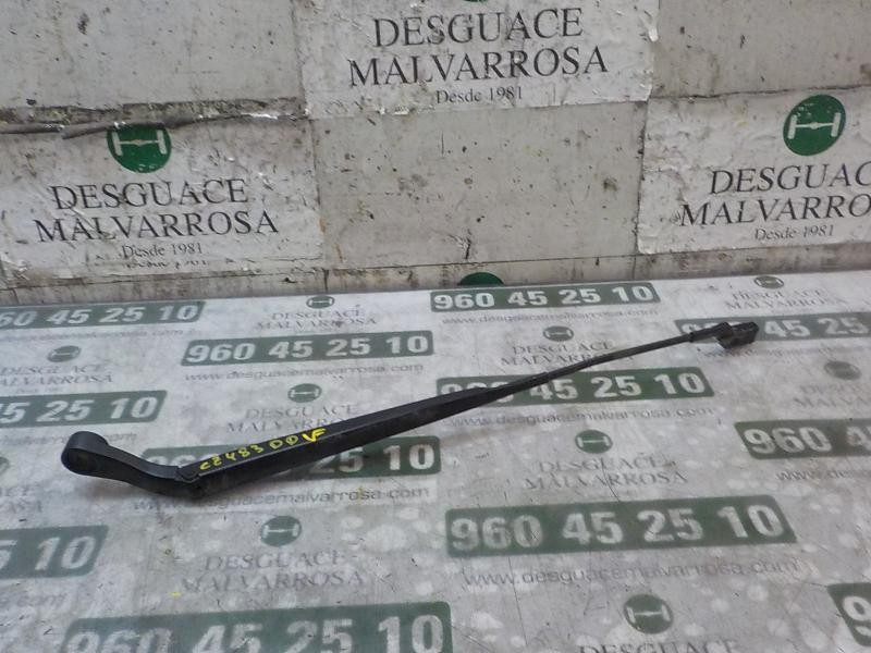 Recambio de brazo limpia delantero derecho para opel adam unlimited ecoflex referencia OEM IAM   